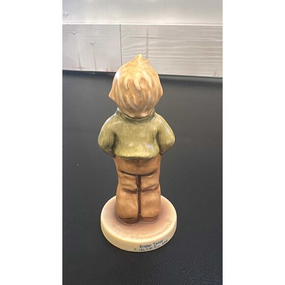 Lot of 4 Hummel 4 inches Tall  Germany  Goebel Figurine - Picture 3 of 10